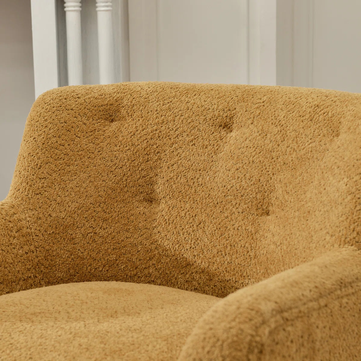 Stallion Swivel Chair