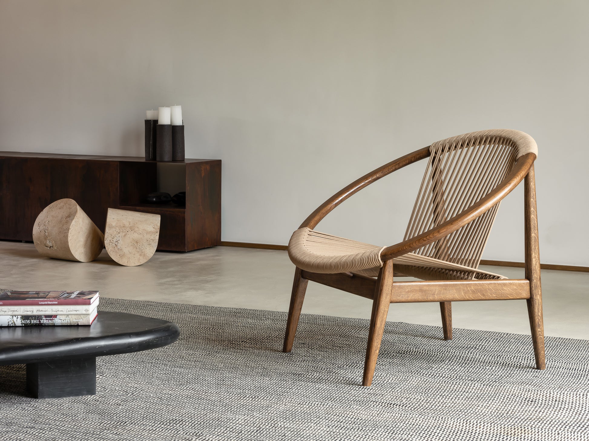 Vincent Lounge Chair - Lakkadhaara