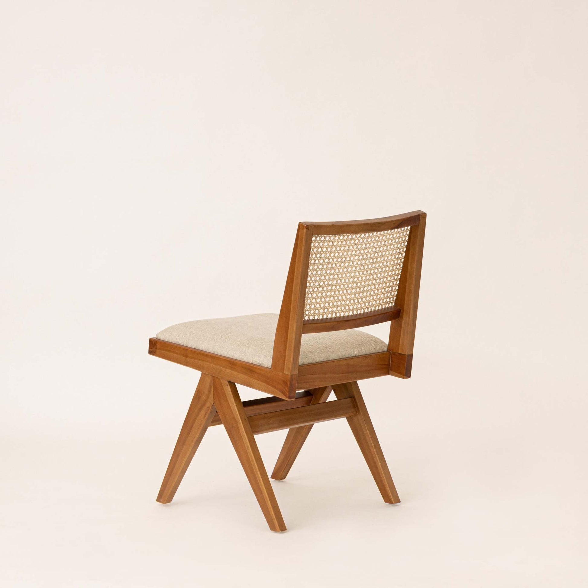 Washington Rattan Dining Chair - Lakkadhaara