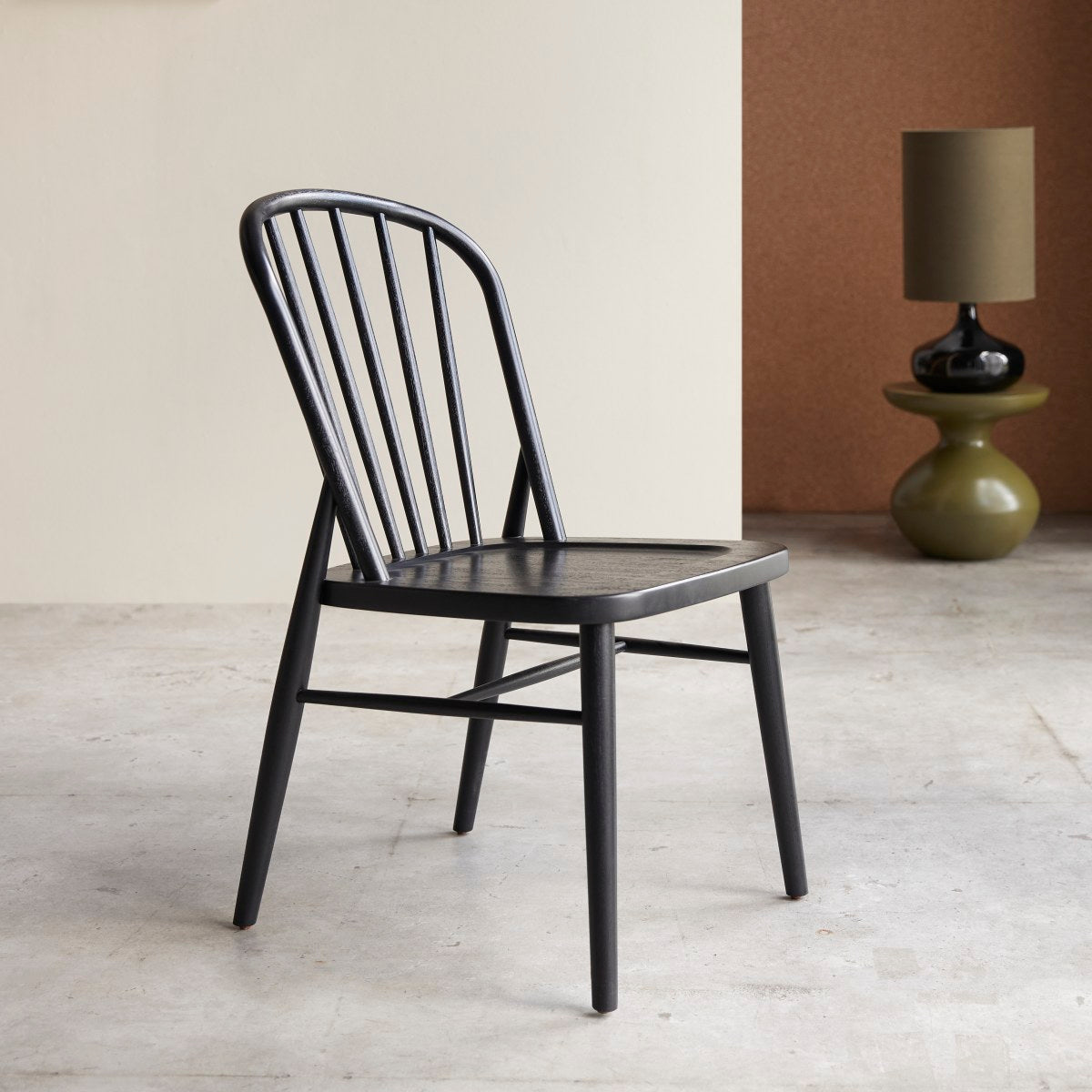 Zoho Chair - Lakkadhaara