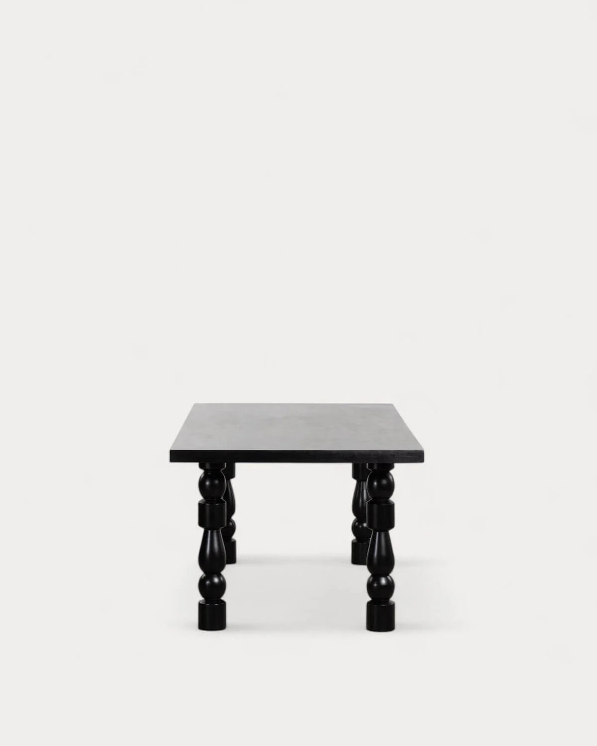 Zoya Dining Table