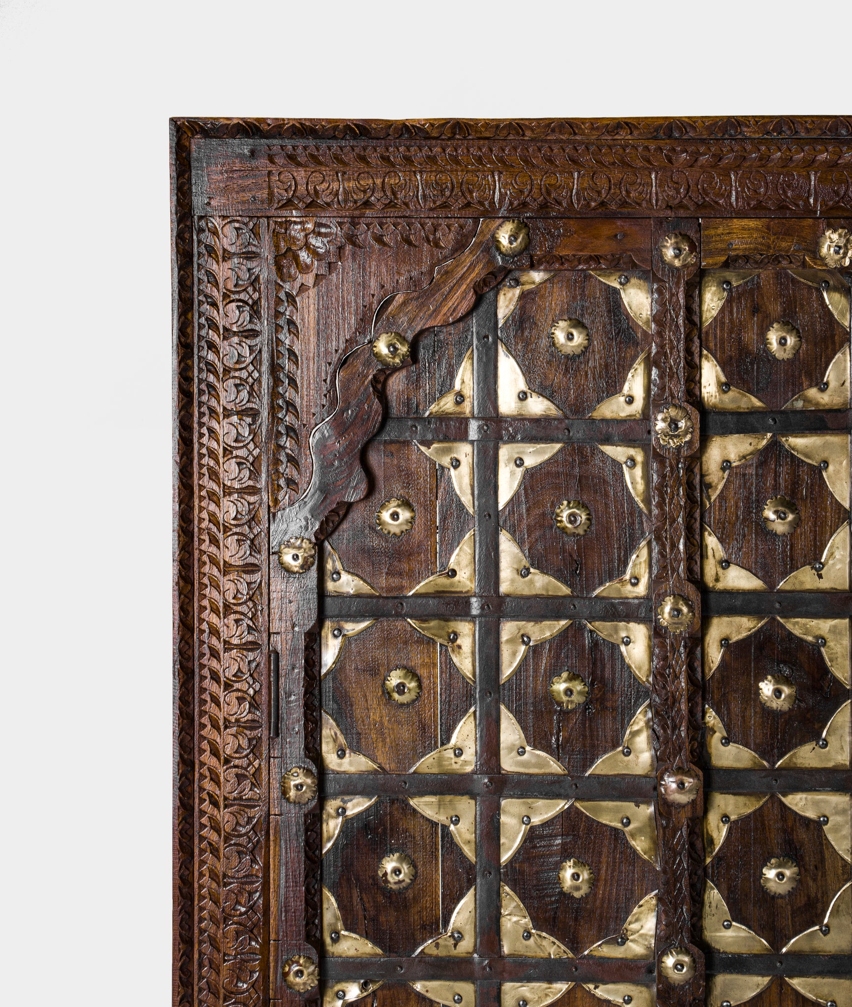 Aatish Carved Door - Lakkadhaara