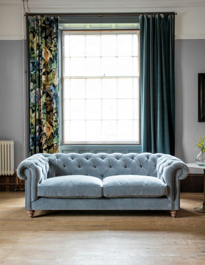 Adonis Chesterfield Sofa - Lakkadhaara