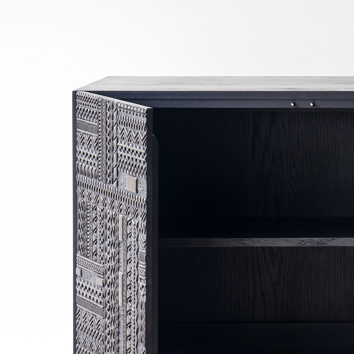 Ancestors Sideboard - Lakkadhaara