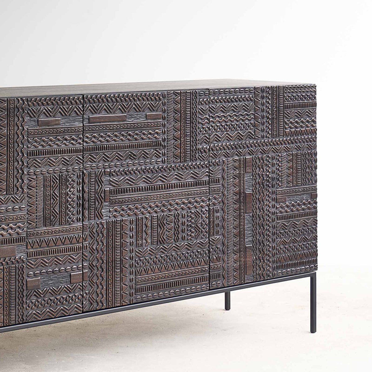 Ancestors Sideboard - Lakkadhaara