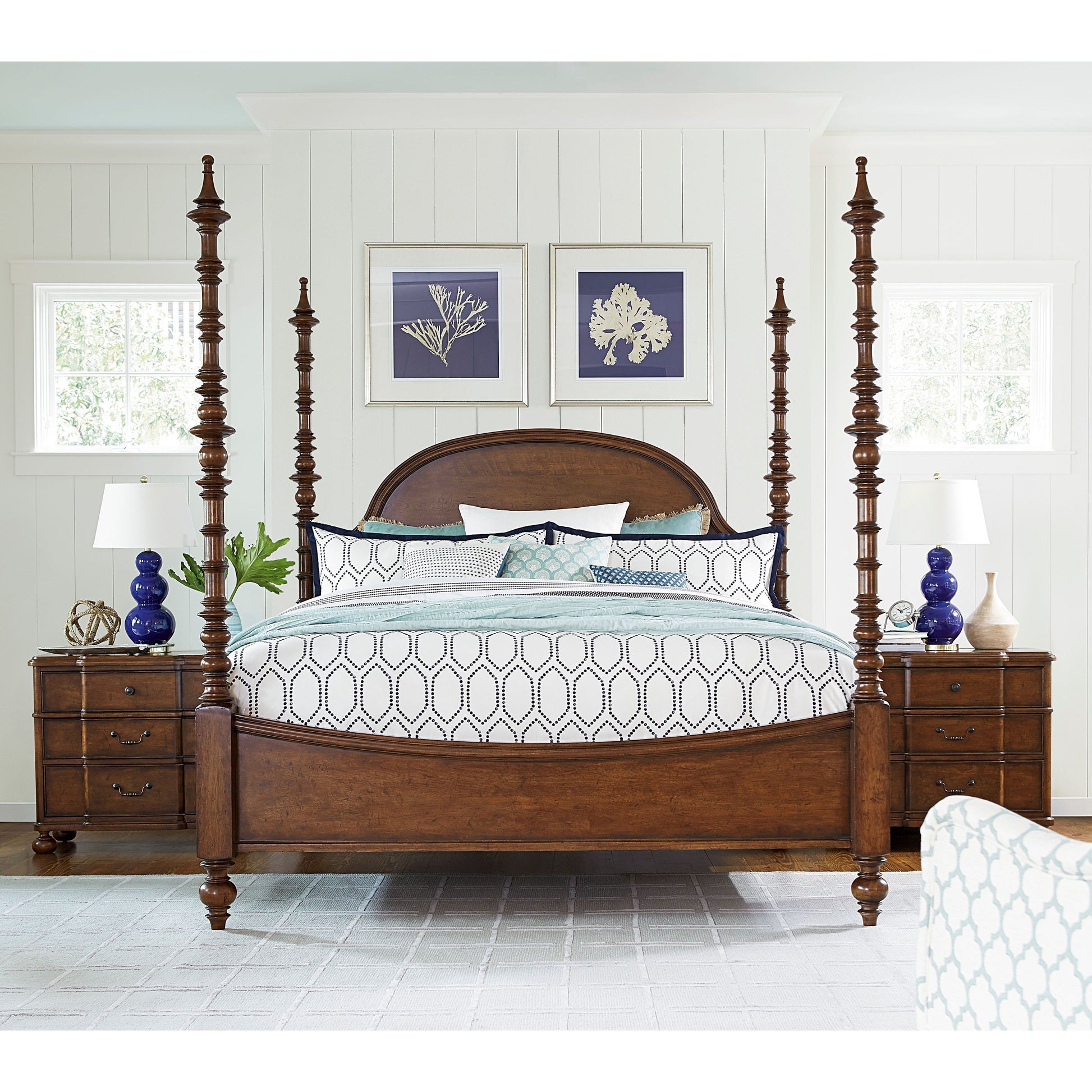 Aspin Poster Bed - Lakkadhaara