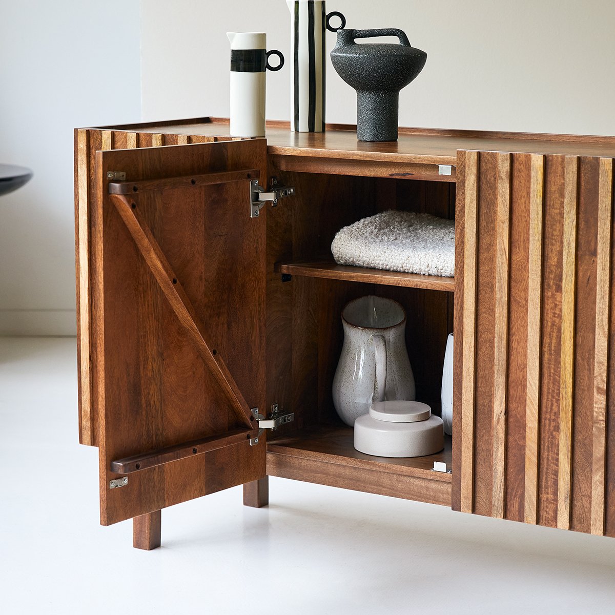 Atalanta Sideboard - Lakkadhaara