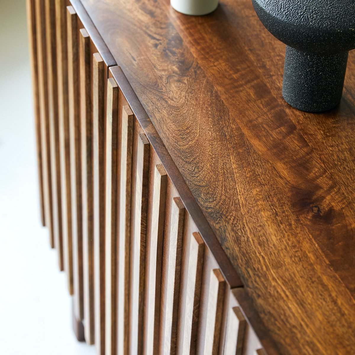 Atalanta Sideboard - Lakkadhaara