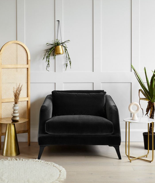 Bayford Armchair - Lakkadhaara