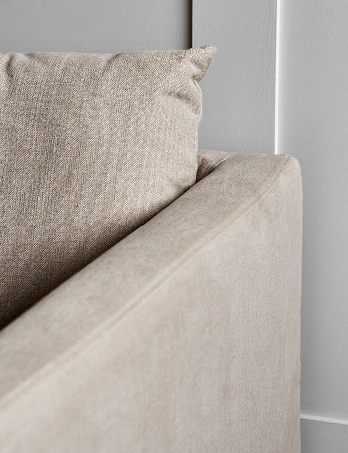 Bristol Sofa - Lakkadhaara