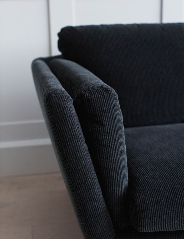 Coventry Sofa - Lakkadhaara