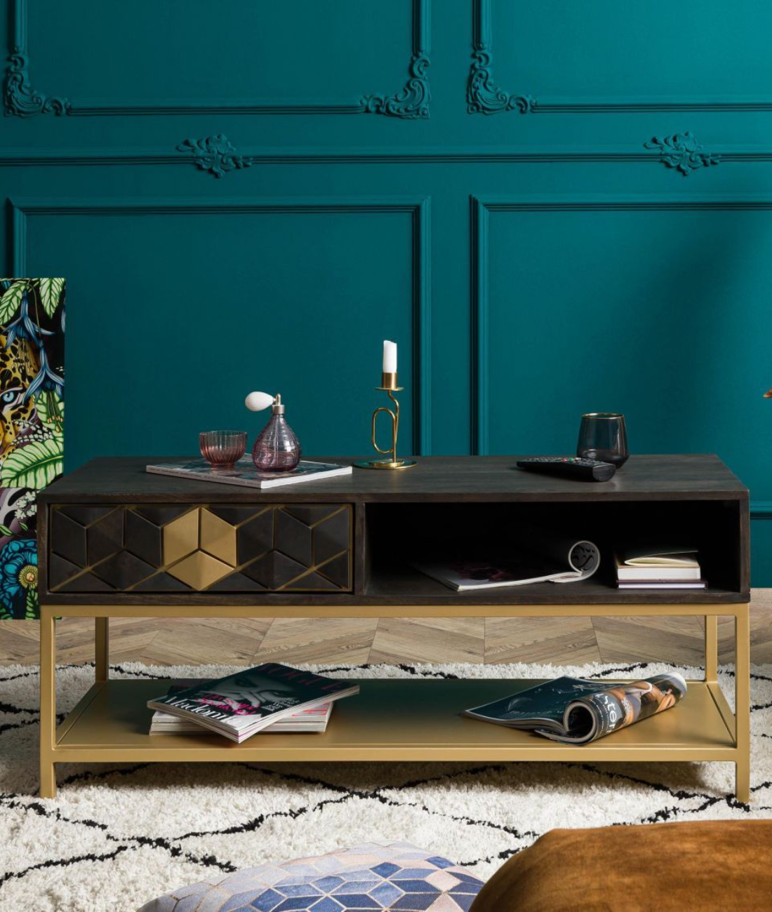 Diamond Coffee Table - Lakkadhaara