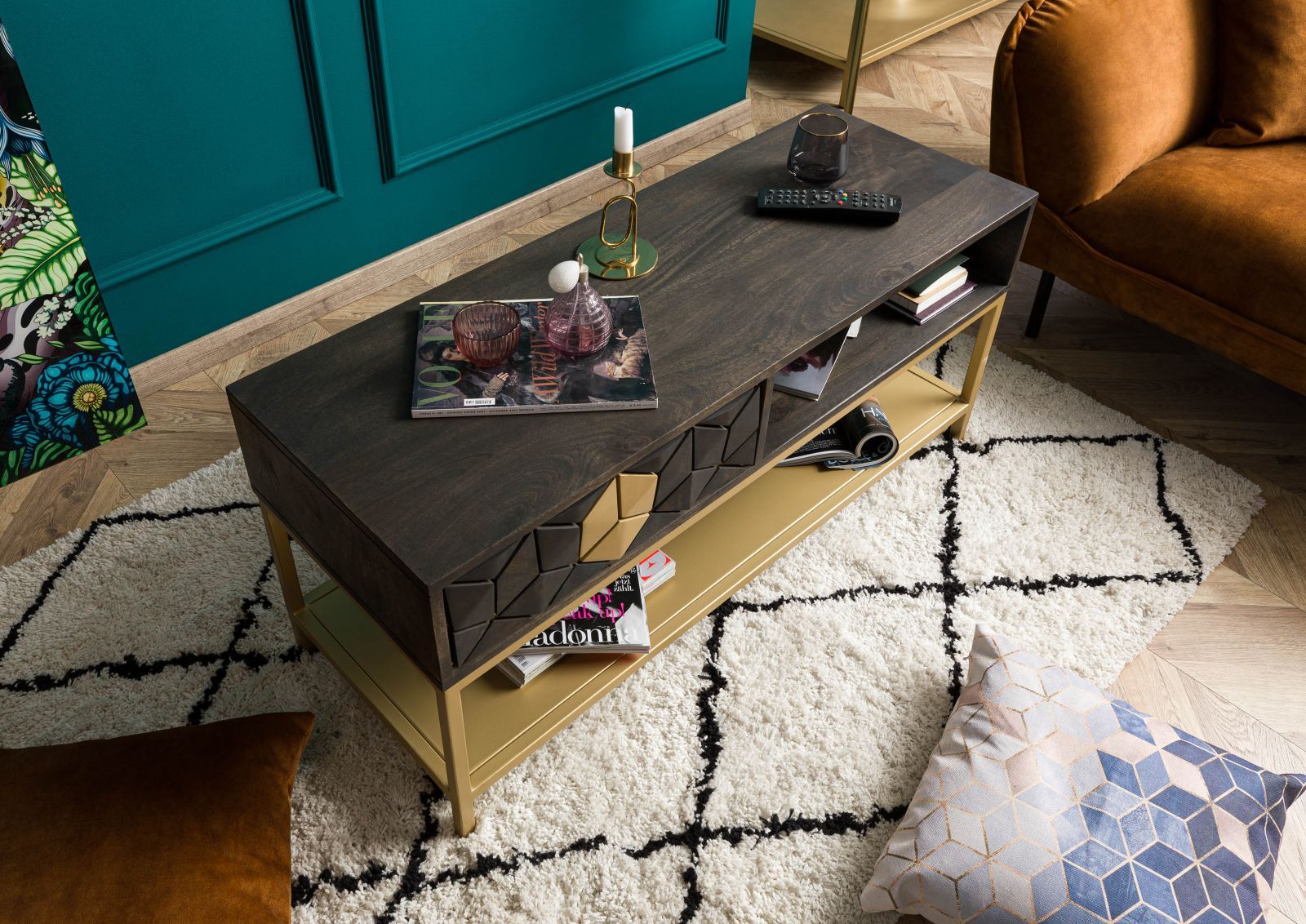 Diamond Coffee Table - Lakkadhaara