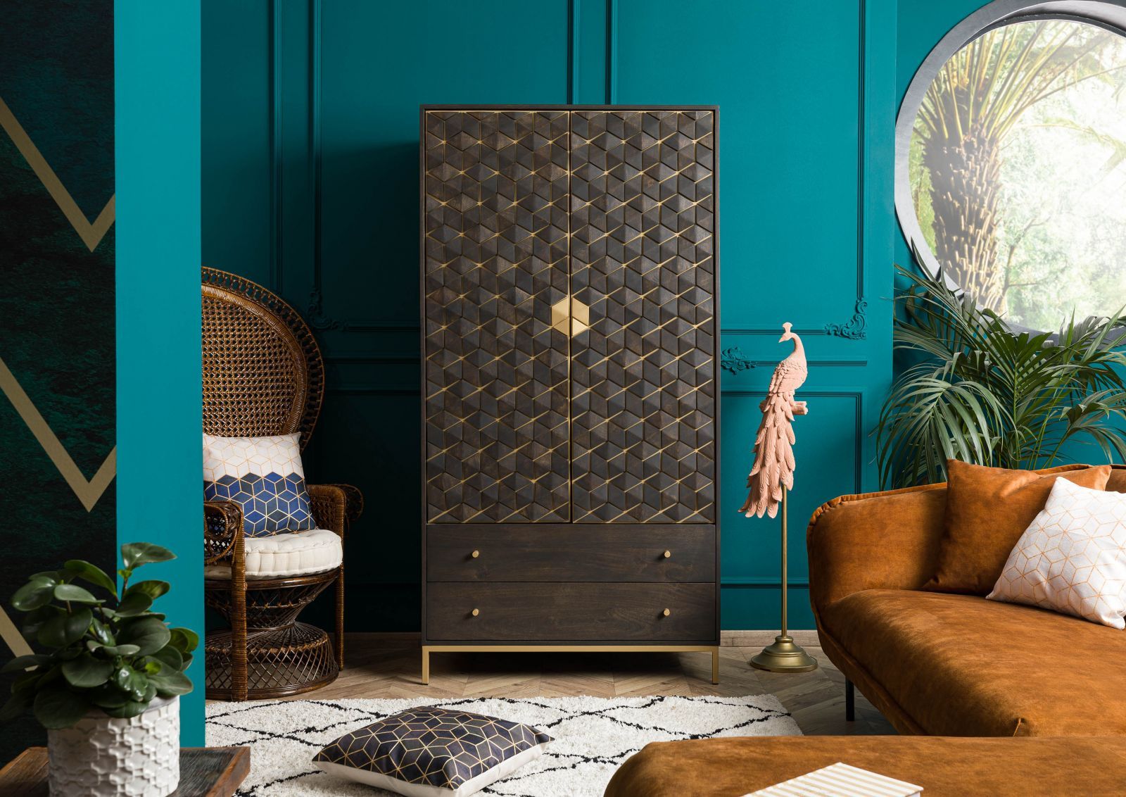 Diamond Wardrobe - Lakkadhaara