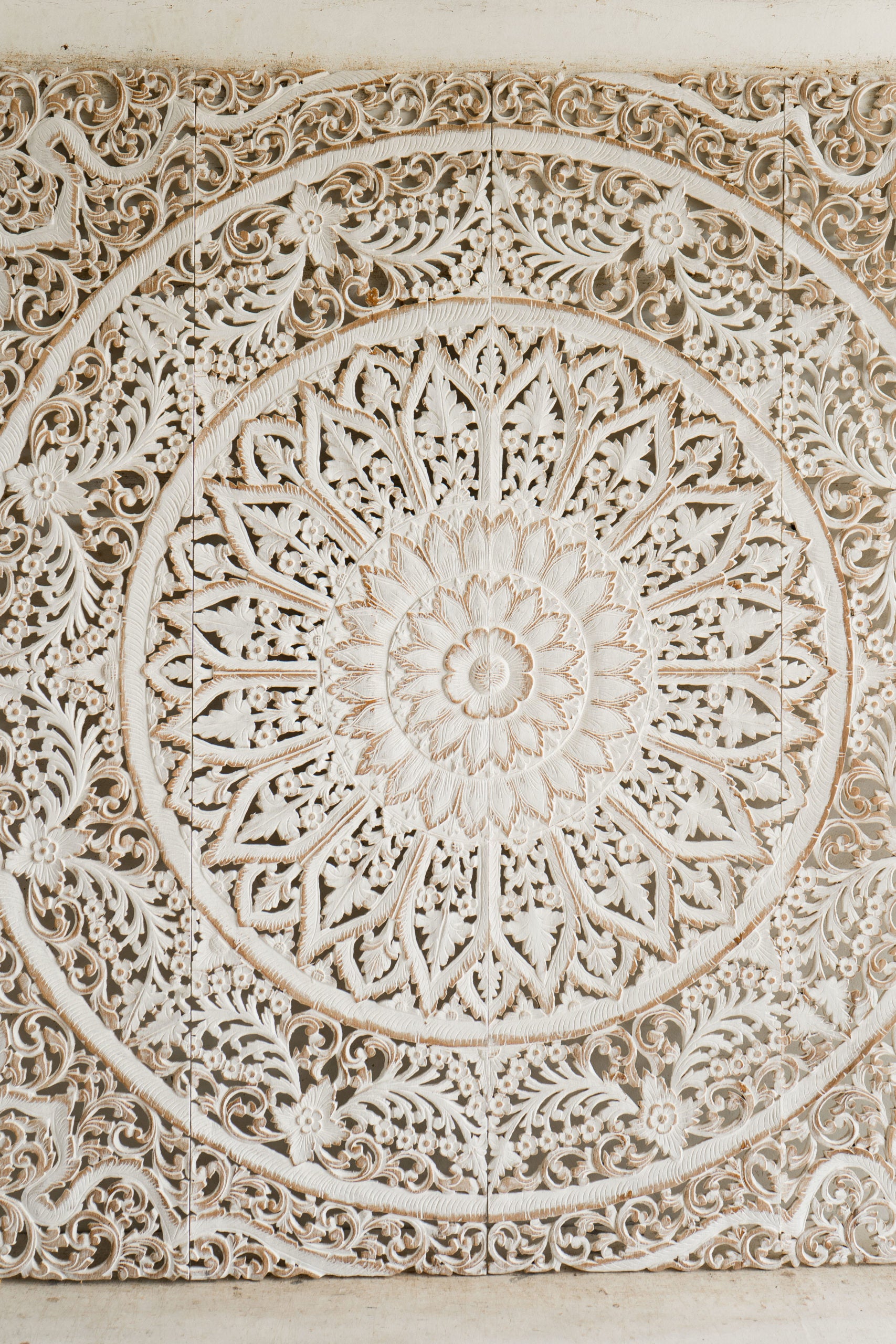 Distressed White Headboard - Lakkadhaara