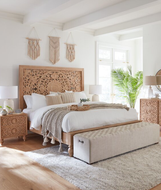 Florence Carving Bed - Lakkadhaara
