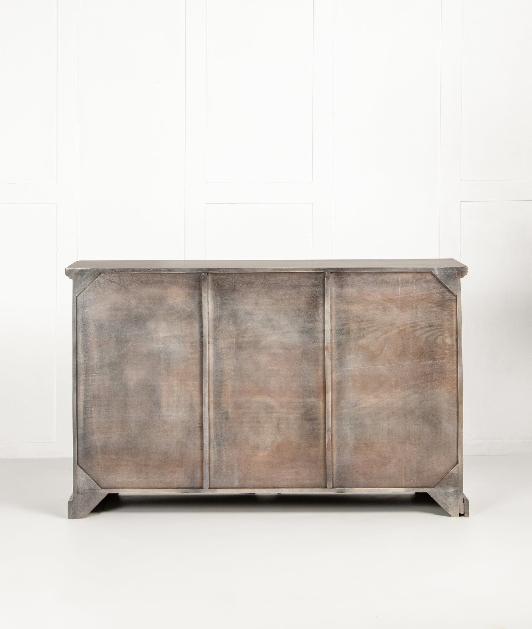 Floyd Sideboard - Lakkadhaara