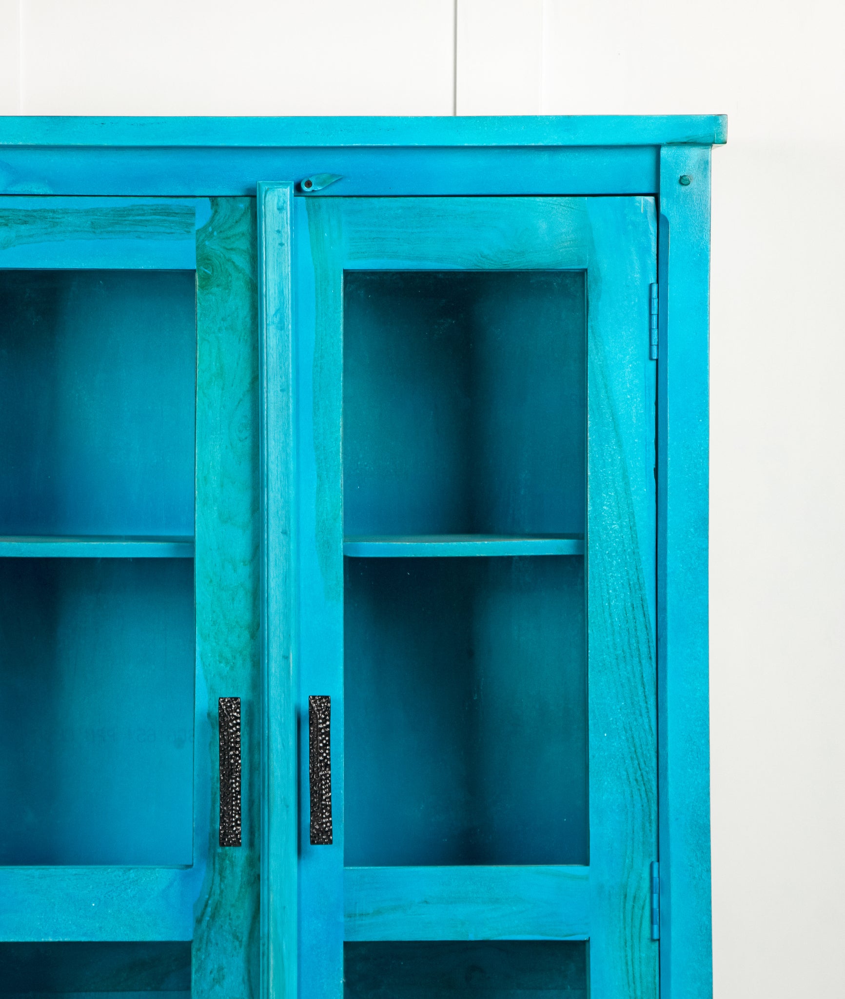 Idhyah Cupboard - Lakkadhaara