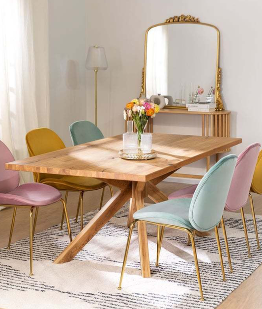 Lio Dining Table
