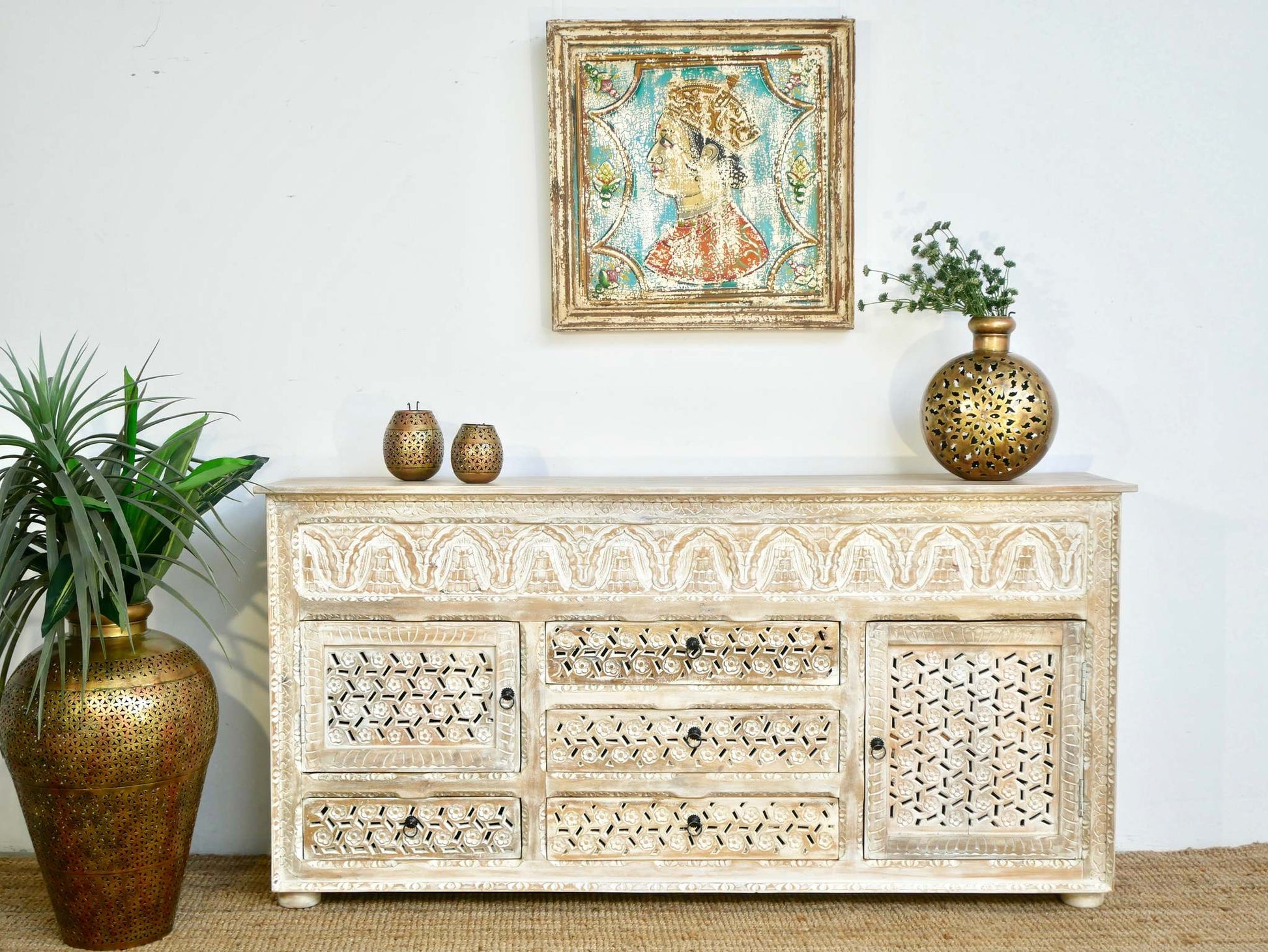 Magnum Sideboard - Lakkadhaara