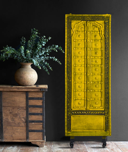 Minion Carved Door - Lakkadhaara
