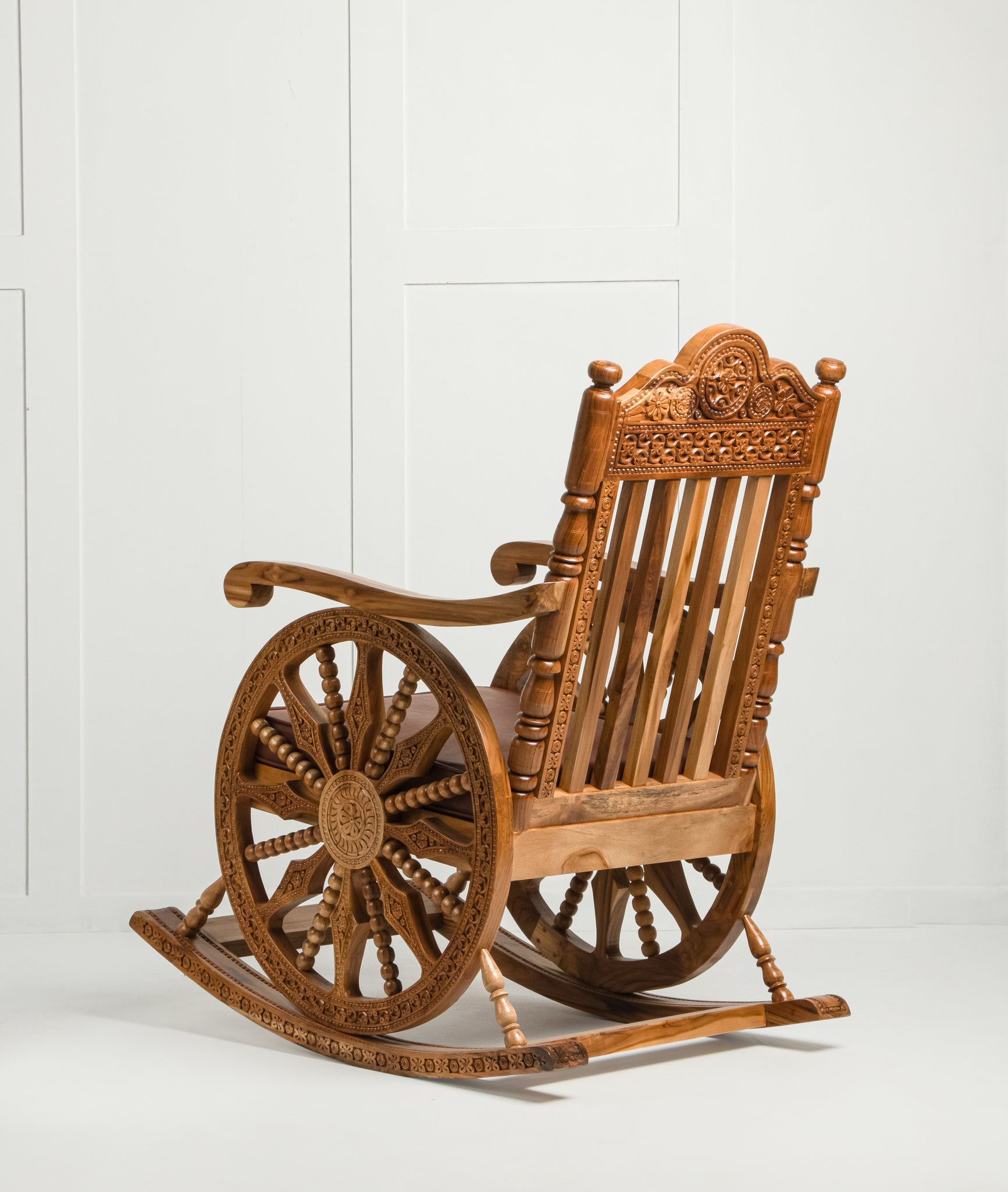 Rama Rocking Chair - Lakkadhaara
