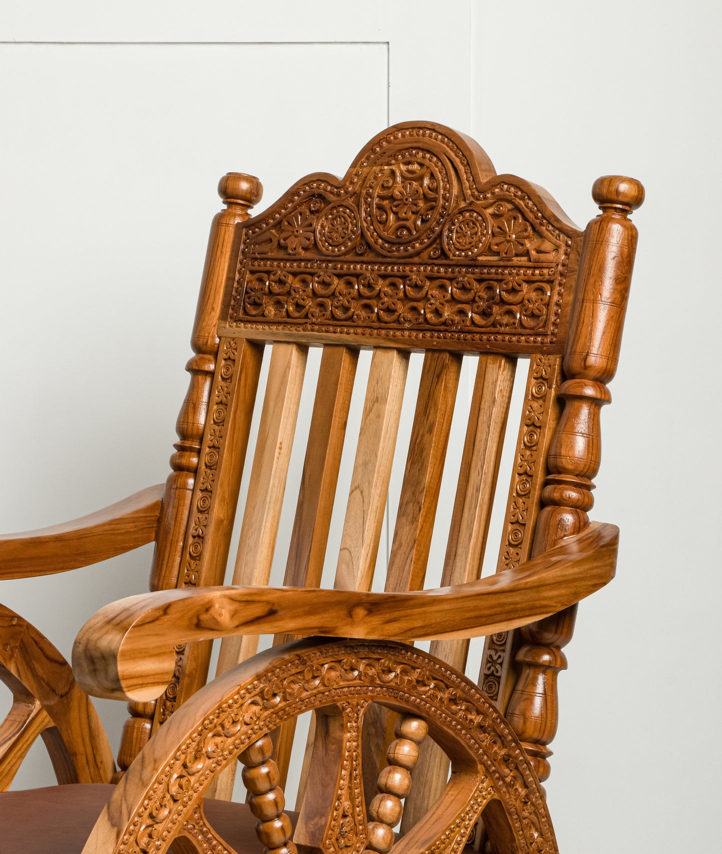 Rama Rocking Chair - Lakkadhaara