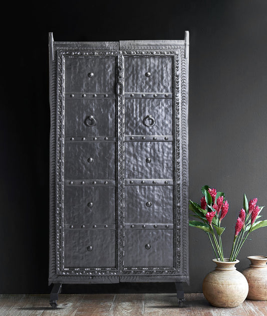 Silver Antique Door - Lakkadhaara