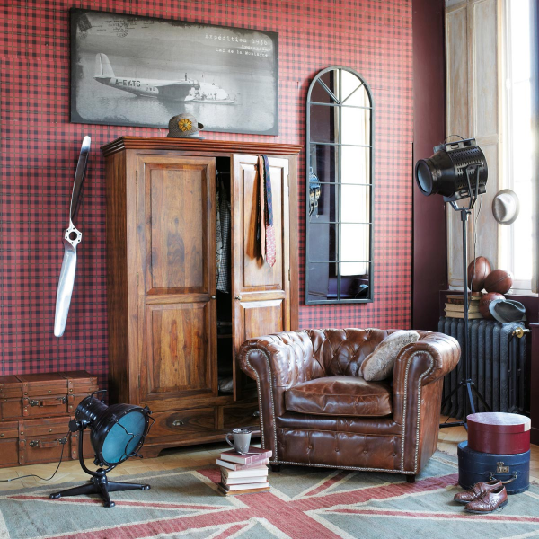 Victoria Solid Wood Wardrobe - Lakkadhaara
