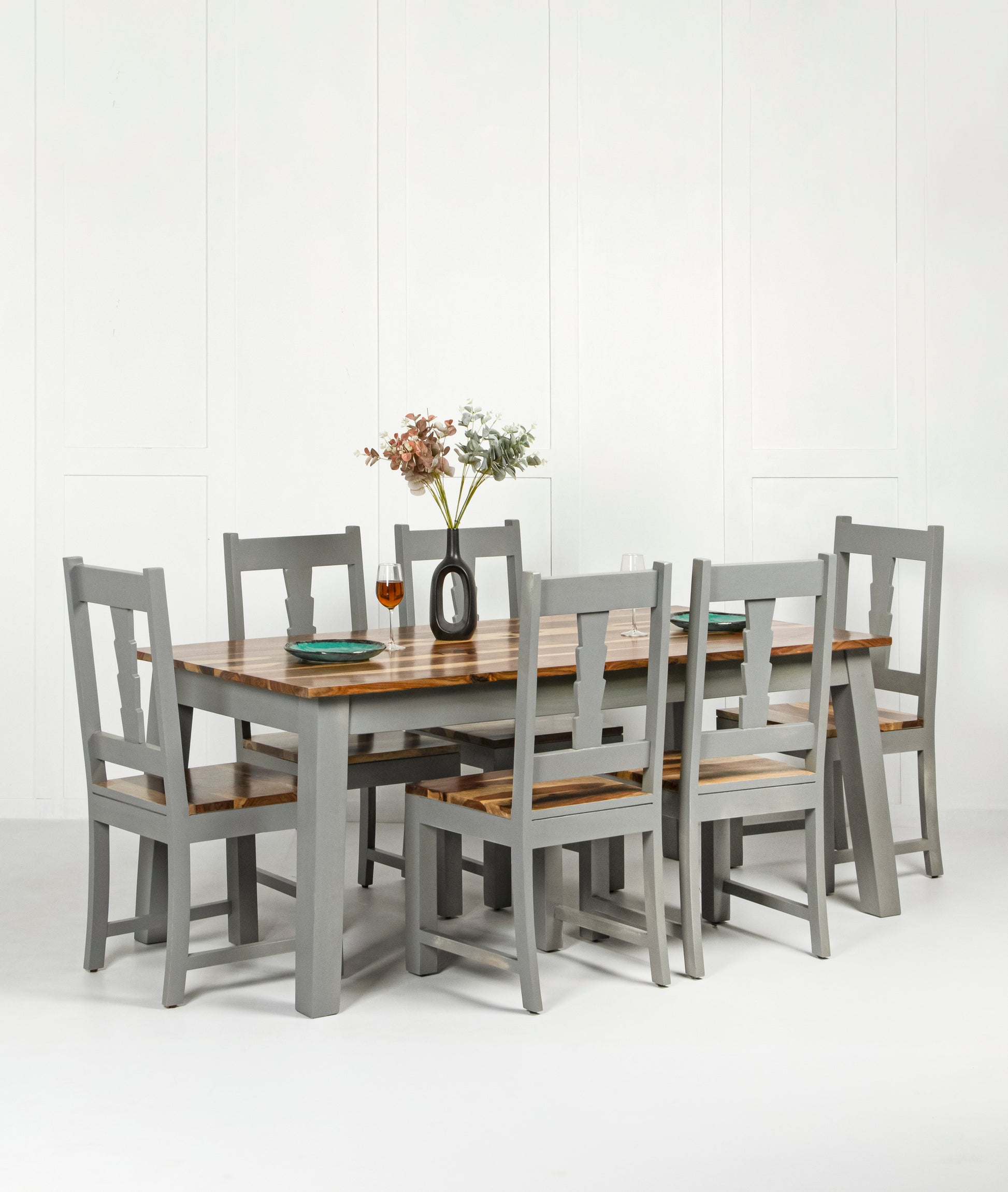 Vidur dinning set - Lakkadhaara