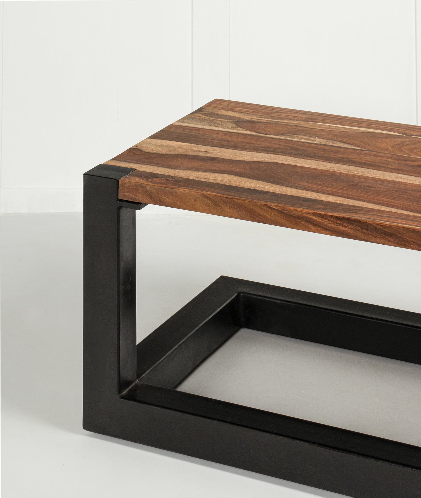 Meer Coffee Table